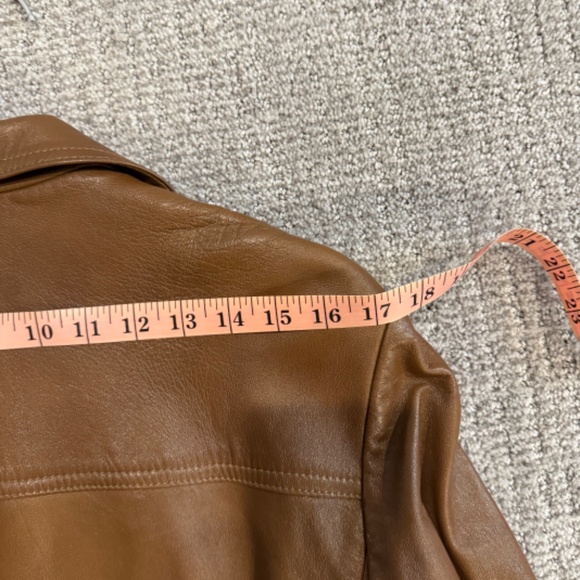 Vintage Women's Brown Leather Jacket - Picture 9 of 9